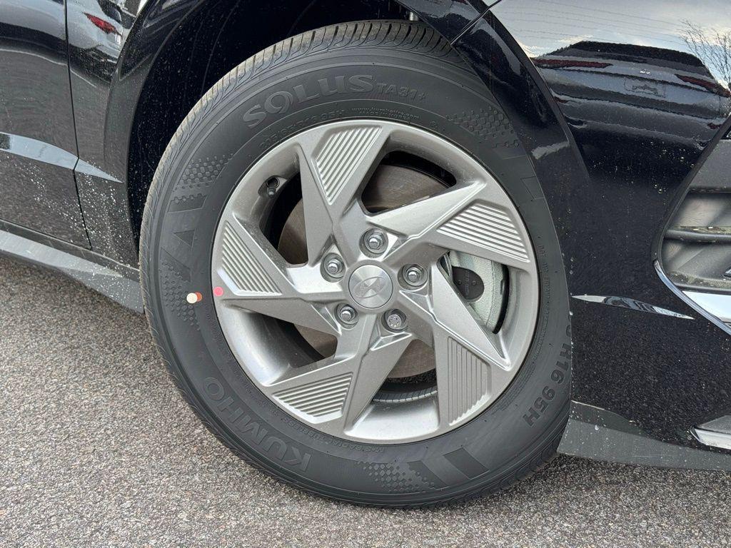 used 2025 Hyundai Sonata car, priced at $23,898