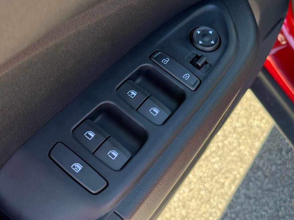 used 2025 Hyundai Venue car, priced at $21,975