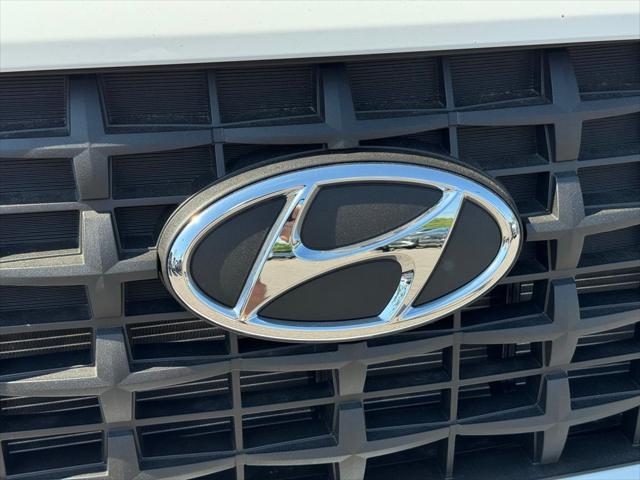 used 2025 Hyundai Venue car, priced at $20,999
