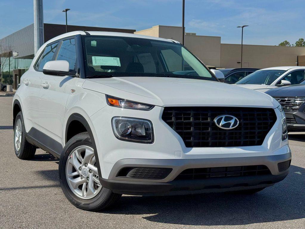 used 2025 Hyundai Venue car, priced at $20,815