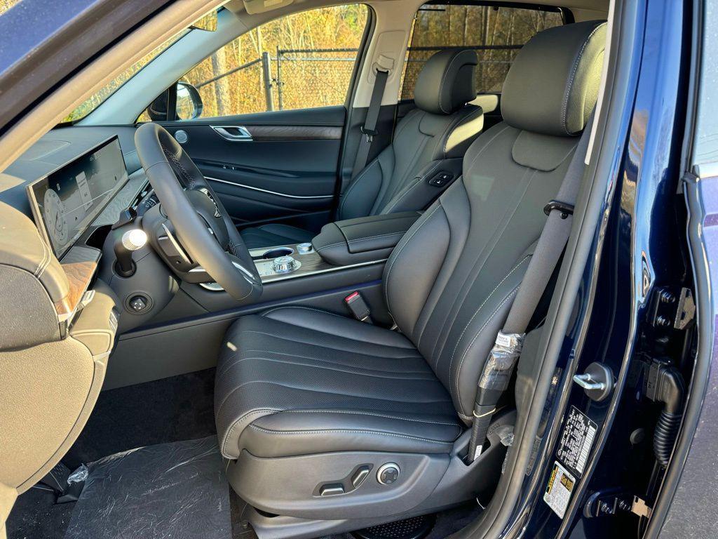used 2025 Genesis GV80 car, priced at $57,975