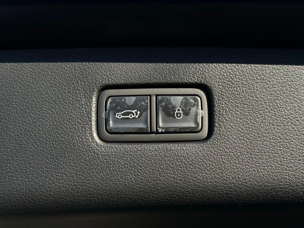 used 2025 Genesis GV80 car, priced at $57,975