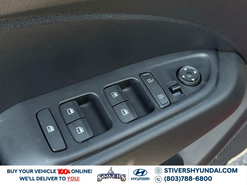 used 2025 Hyundai Venue car, priced at $19,785