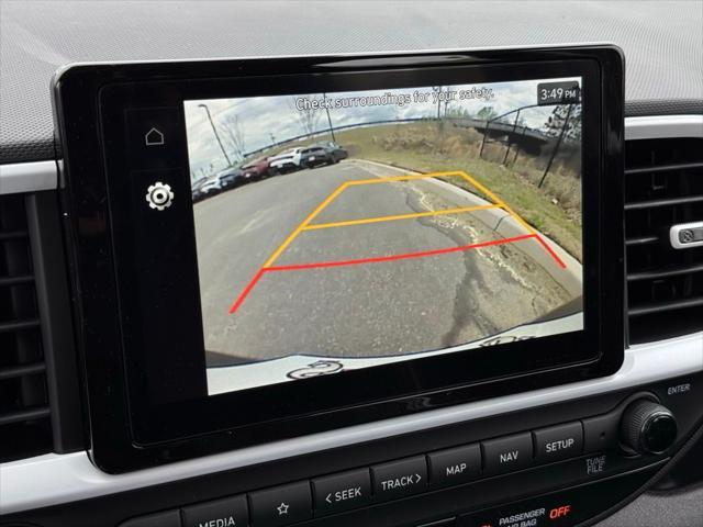 used 2025 Hyundai Venue car, priced at $23,999