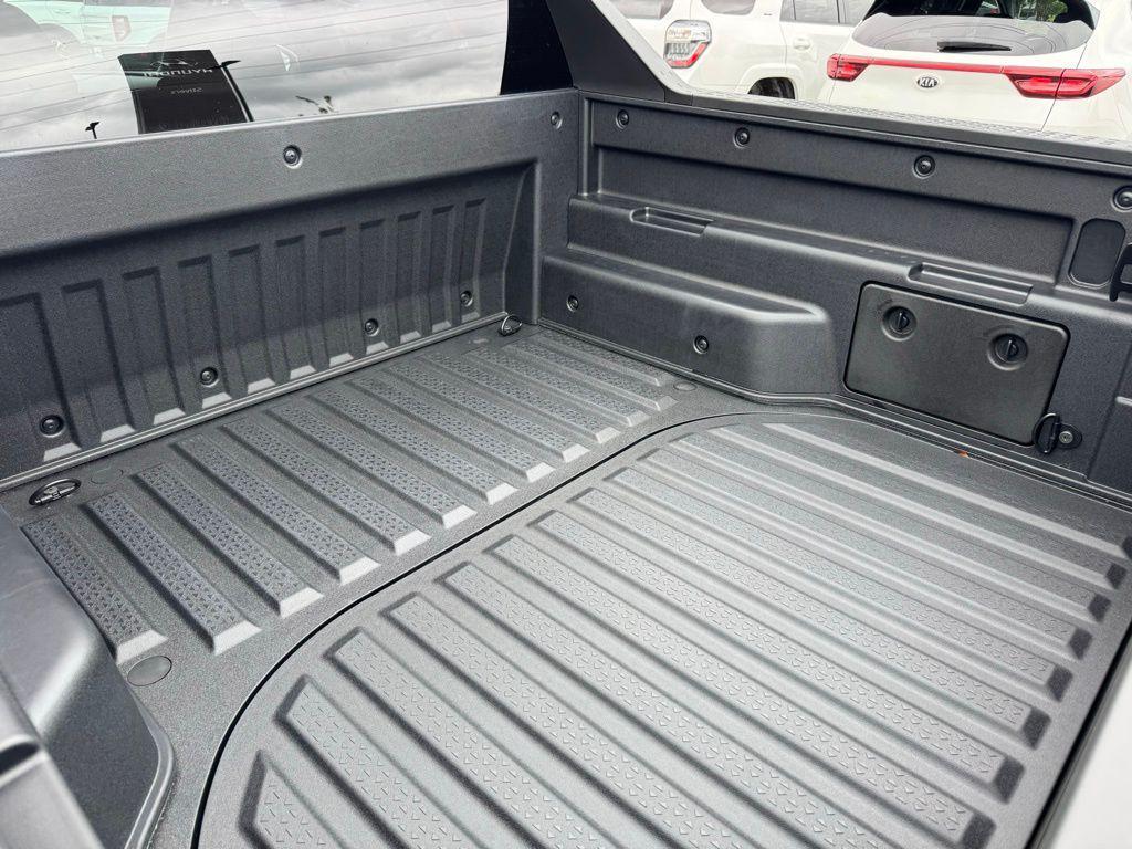 used 2026 Hyundai SANTA CRUZ car, priced at $32,234