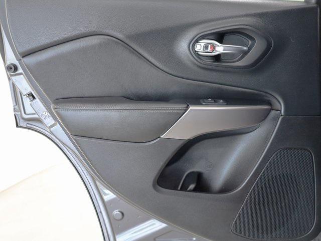 used 2019 Jeep Cherokee car, priced at $19,565