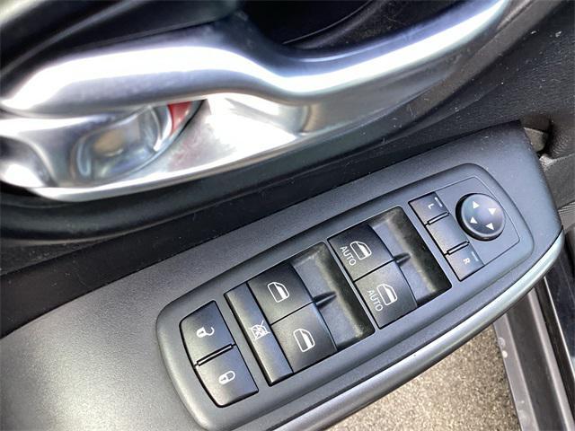 used 2020 Jeep Cherokee car, priced at $18,720