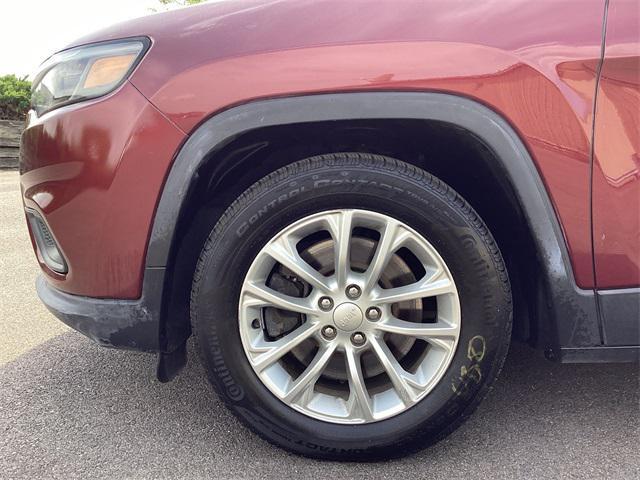 used 2019 Jeep Cherokee car, priced at $17,590