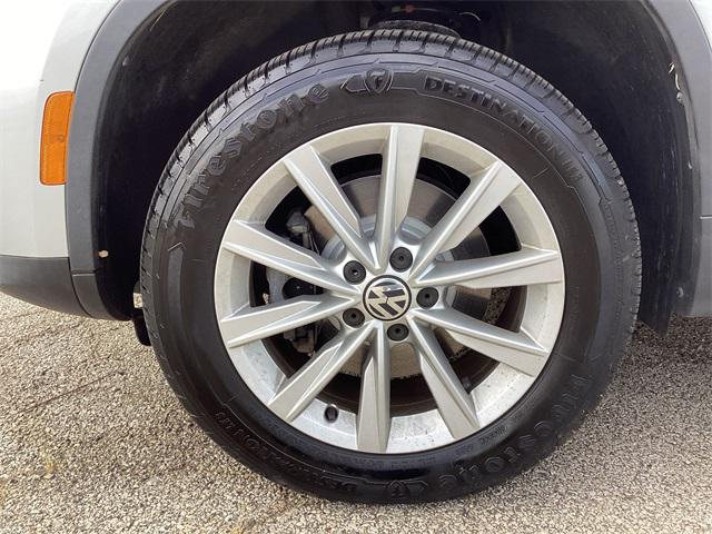used 2018 Volkswagen Tiguan Limited car, priced at $18,050
