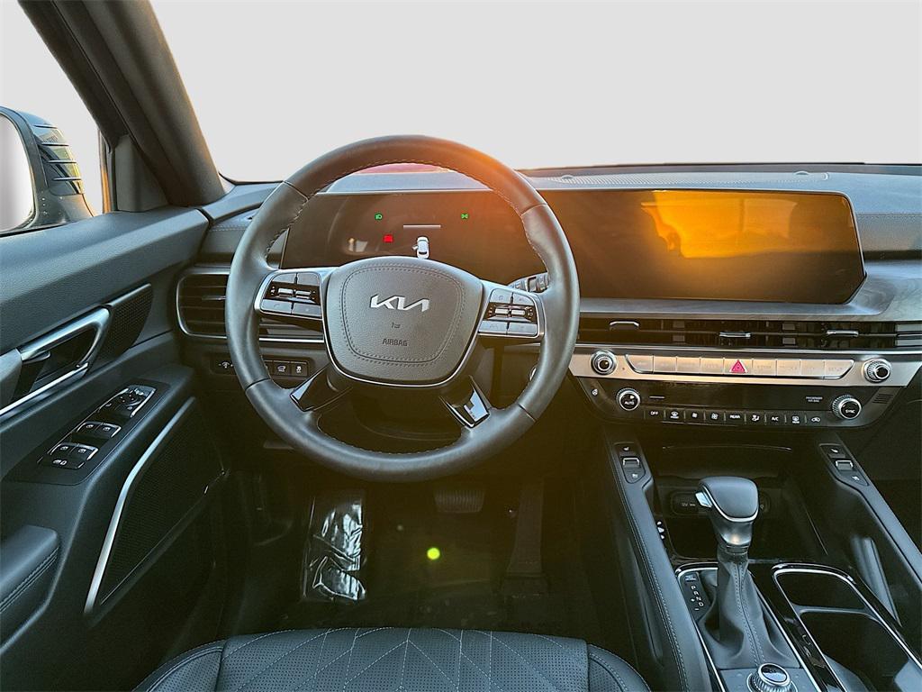 used 2025 Kia Telluride car, priced at $43,278