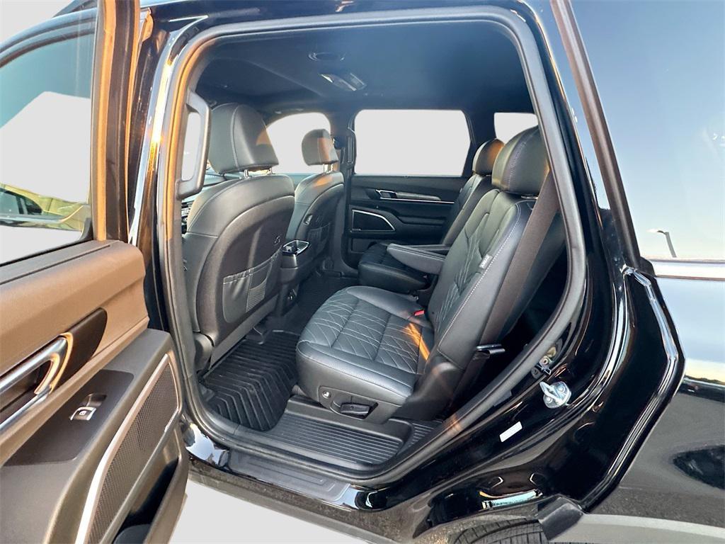 used 2025 Kia Telluride car, priced at $43,278