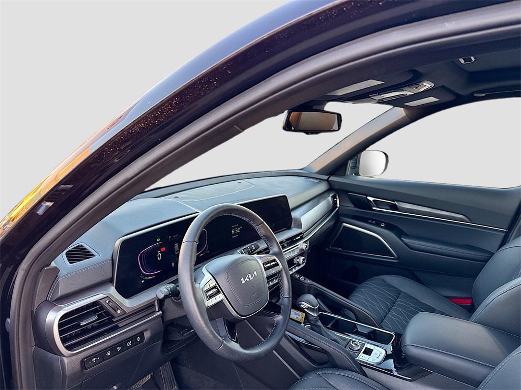 used 2025 Kia Telluride car, priced at $43,278