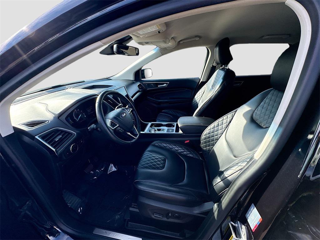 used 2024 Ford Edge car, priced at $26,899