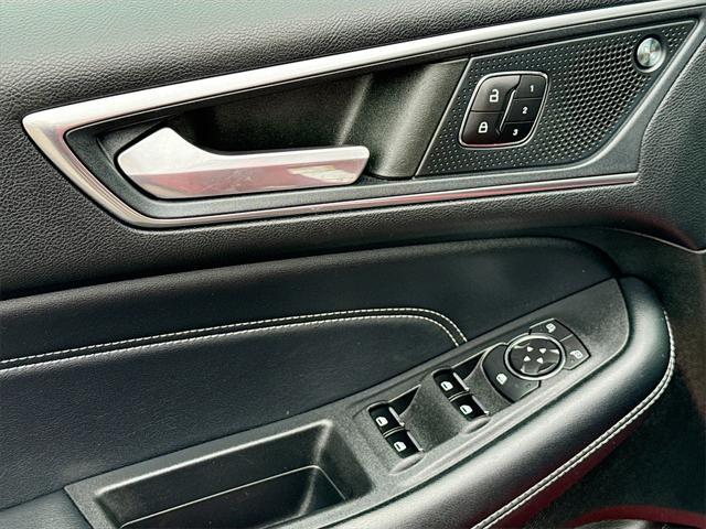 used 2022 Ford Edge car, priced at $27,399