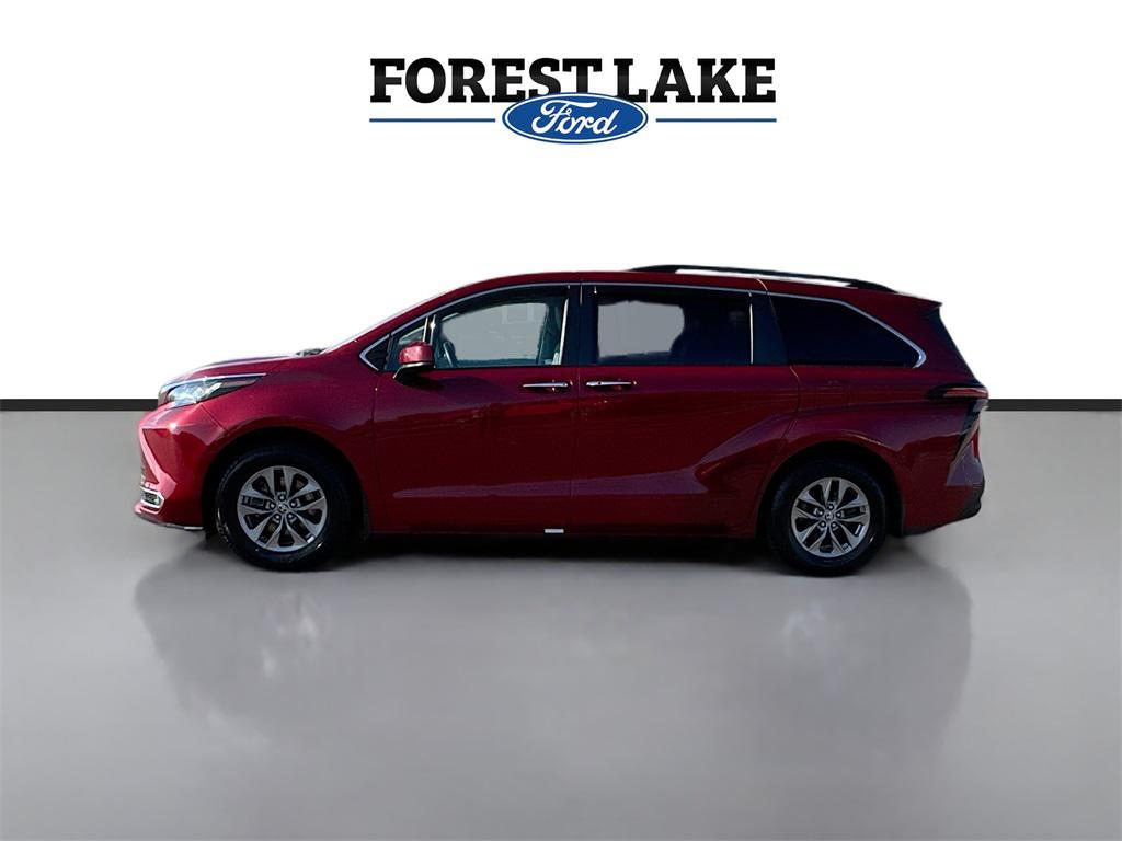 used 2022 Toyota Sienna car, priced at $39,476