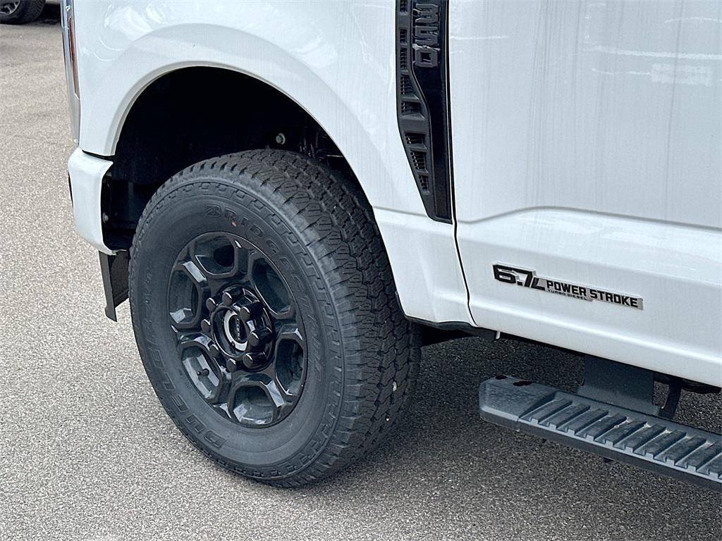 new 2025 Ford F-350 car, priced at $68,450