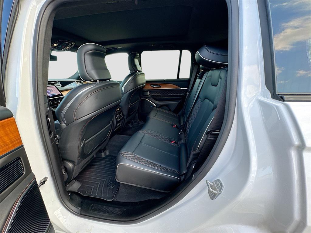 used 2022 Jeep Grand Cherokee car, priced at $36,999