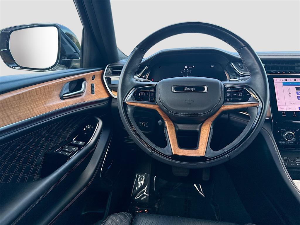 used 2022 Jeep Grand Cherokee car, priced at $36,999