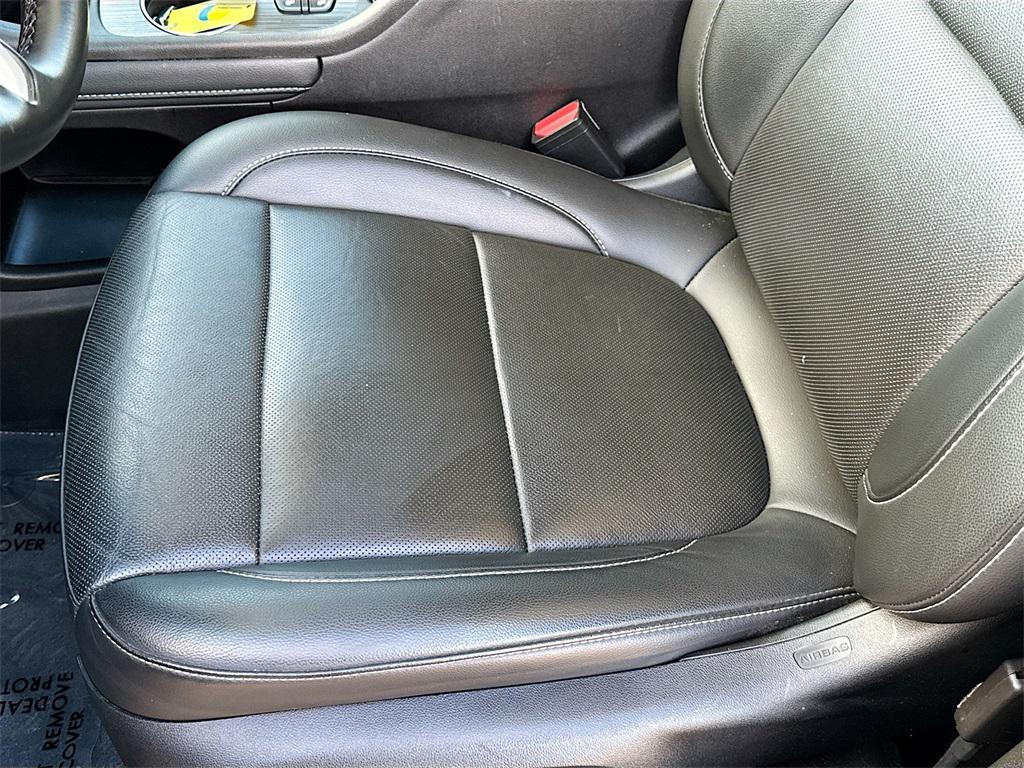 used 2023 GMC Acadia car, priced at $27,999