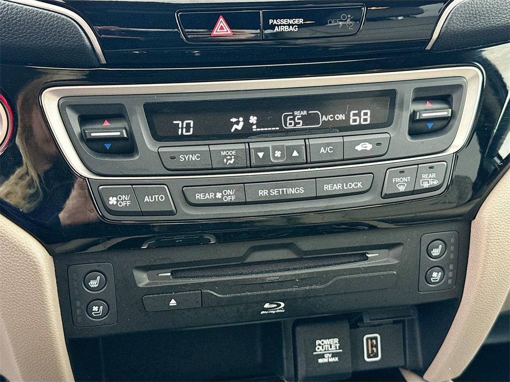 used 2022 Honda Pilot car, priced at $36,724