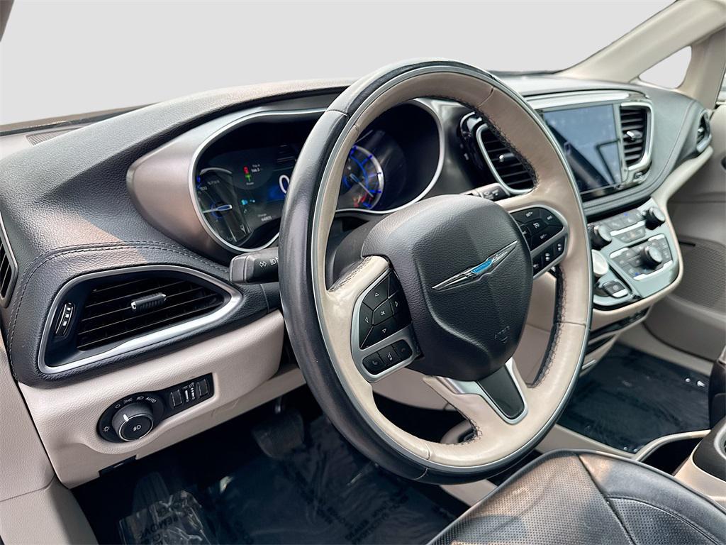 used 2018 Chrysler Pacifica Hybrid car, priced at $20,000