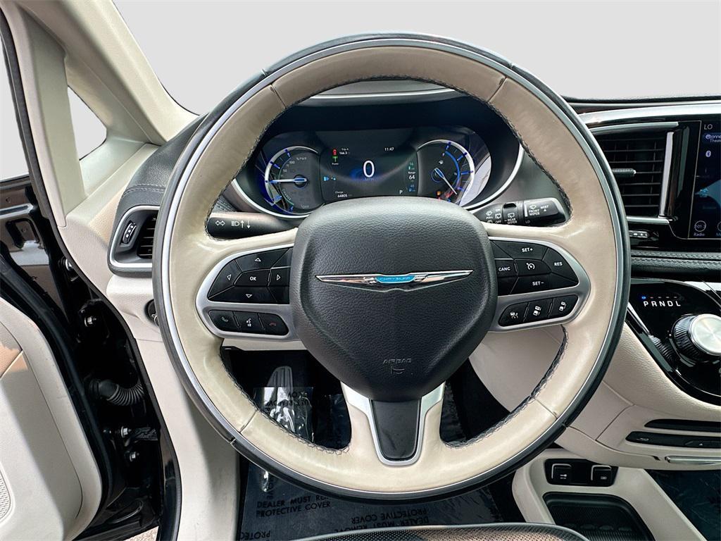 used 2018 Chrysler Pacifica Hybrid car, priced at $20,000