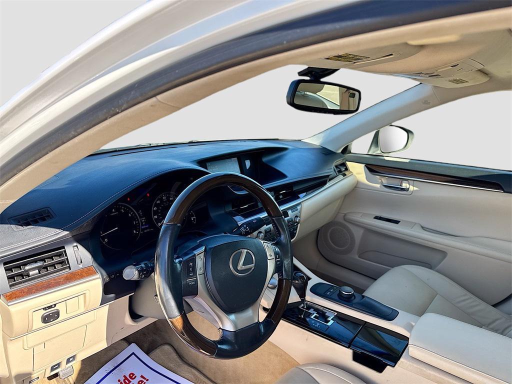 used 2013 Lexus ES 350 car, priced at $10,989