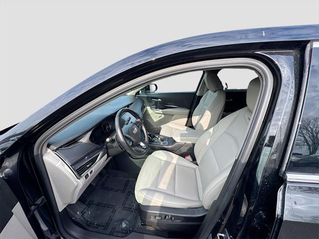 used 2023 Cadillac XT4 car, priced at $30,883