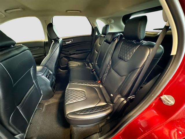 used 2024 Ford Edge car, priced at $29,999