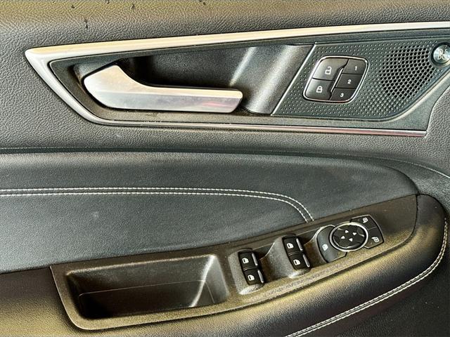 used 2024 Ford Edge car, priced at $29,999