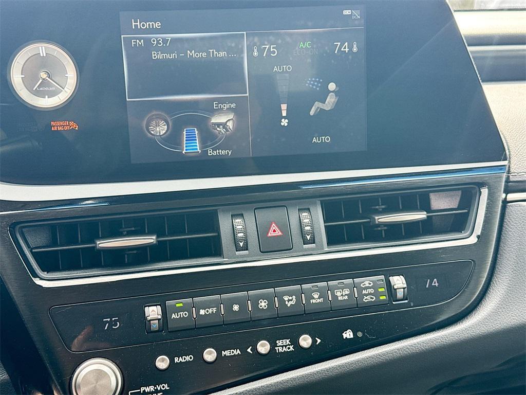 used 2022 Lexus ES 300h car, priced at $38,989