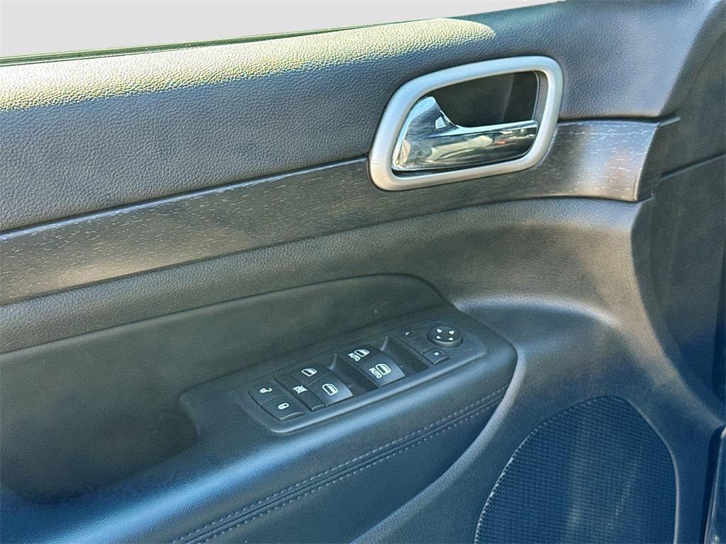 used 2017 Jeep Grand Cherokee car, priced at $15,000