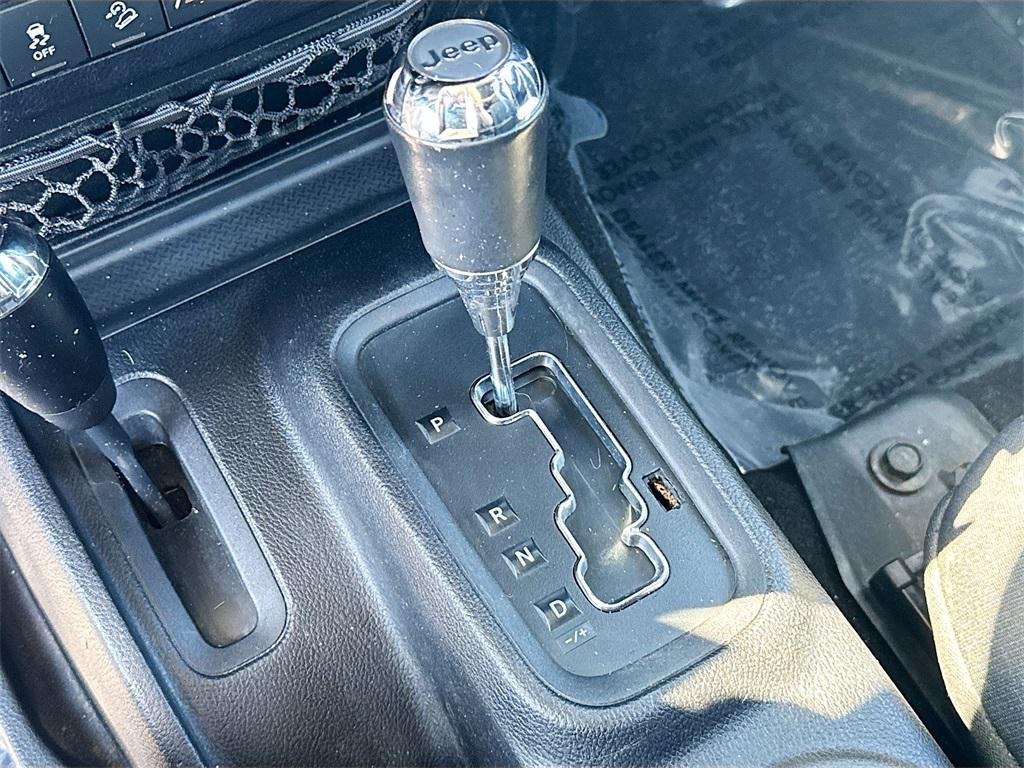 used 2015 Jeep Wrangler Unlimited car, priced at $15,899