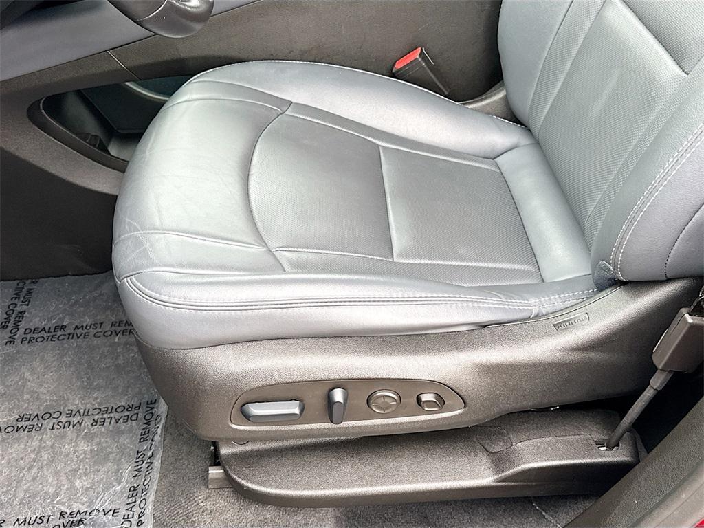 used 2024 Buick Enclave car, priced at $34,599