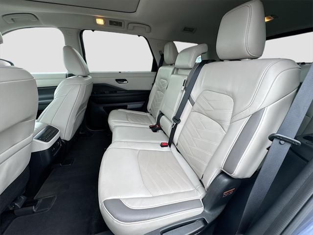 used 2022 Nissan Pathfinder car, priced at $35,389