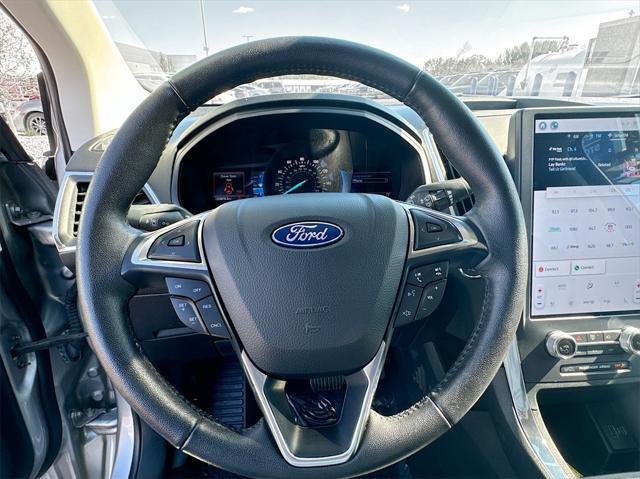 used 2022 Ford Edge car, priced at $29,399