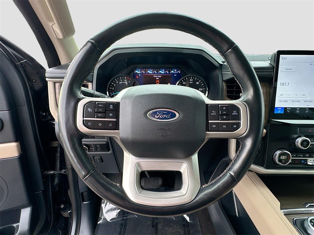 used 2023 Ford Expedition car, priced at $44,959
