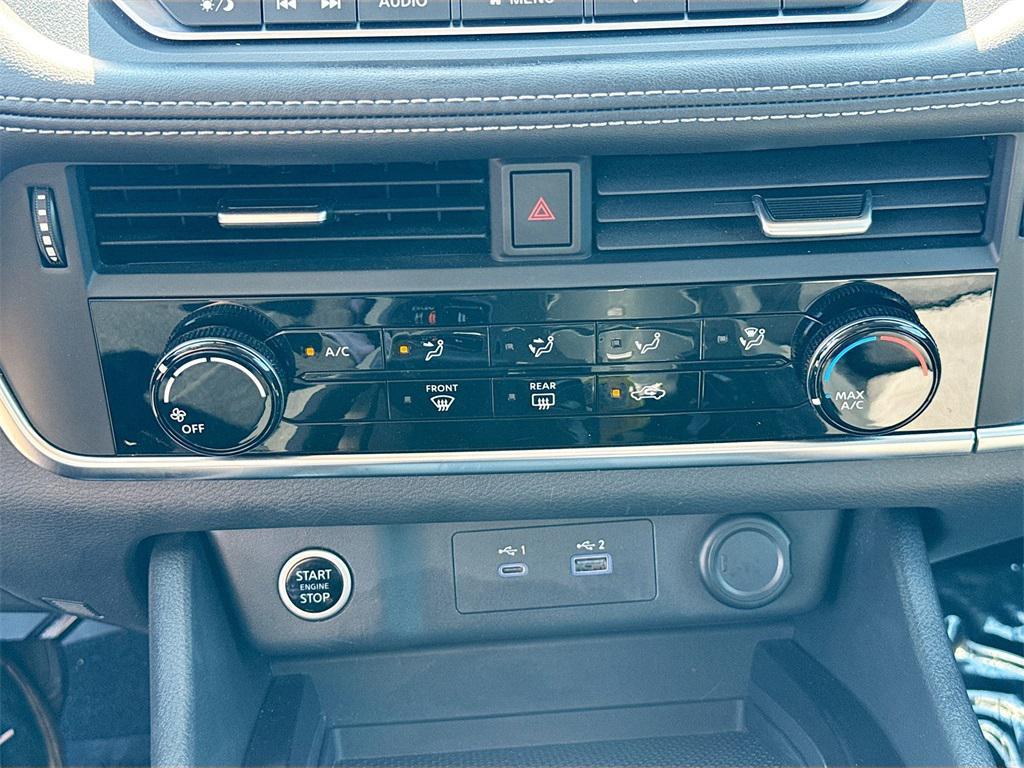 used 2022 Nissan Rogue car, priced at $18,999