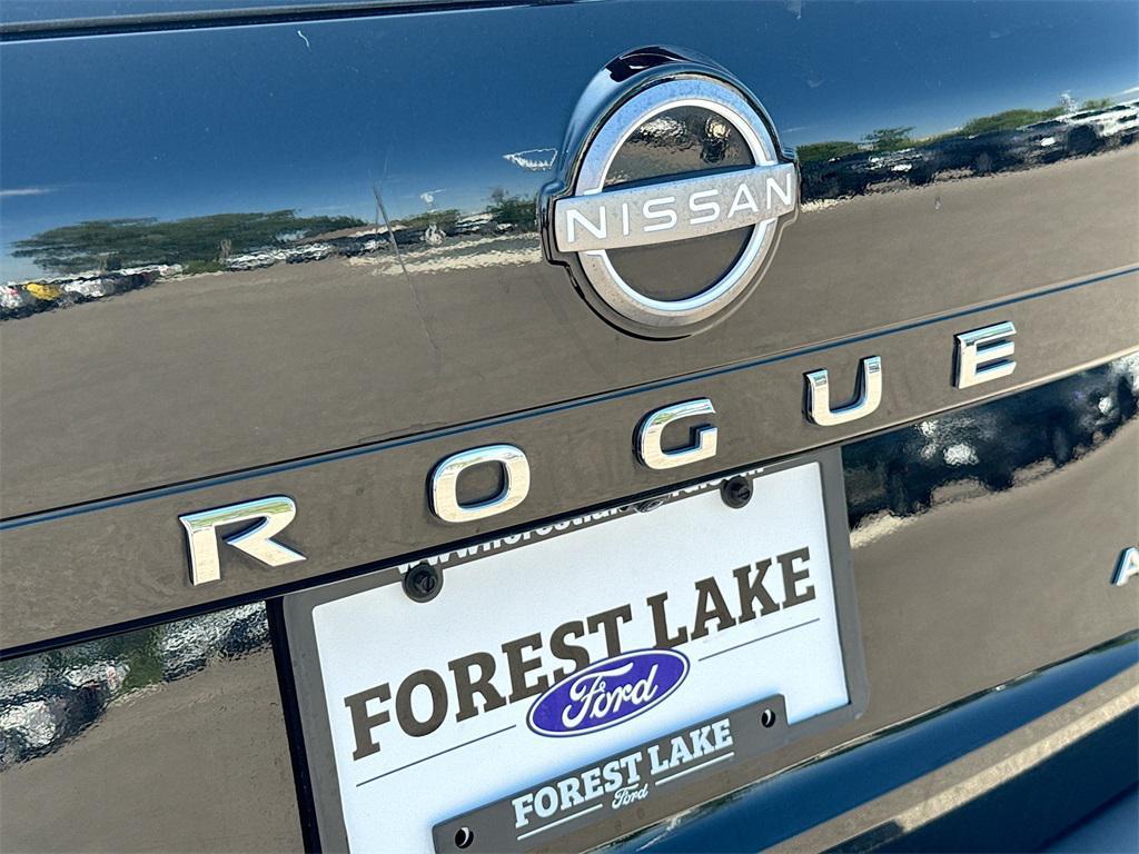 used 2022 Nissan Rogue car, priced at $18,999