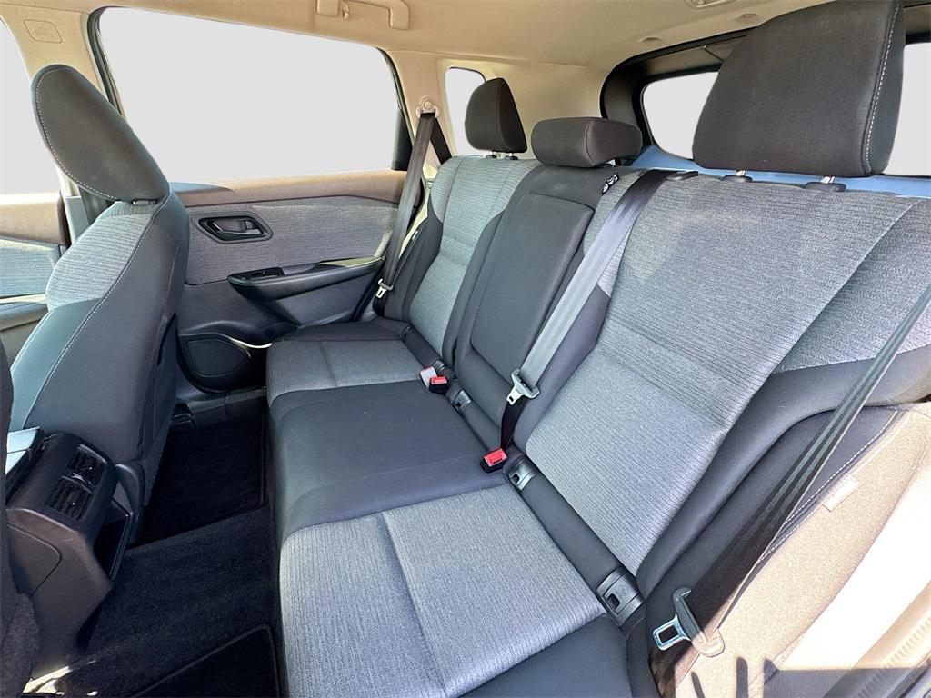 used 2022 Nissan Rogue car, priced at $18,999