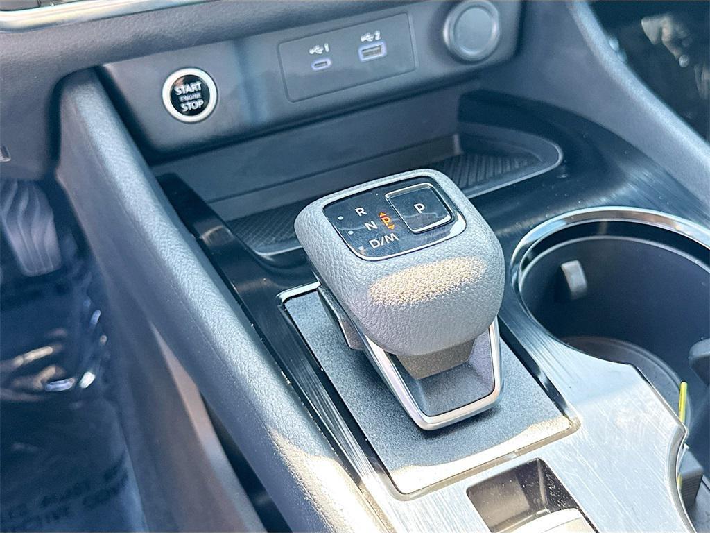 used 2022 Nissan Rogue car, priced at $18,999