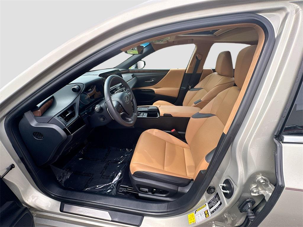 used 2022 Lexus ES 350 car, priced at $34,399
