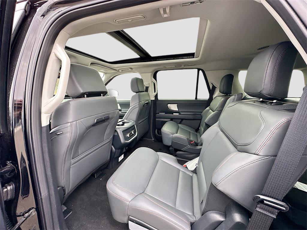 new 2025 Ford Expedition car, priced at $70,655