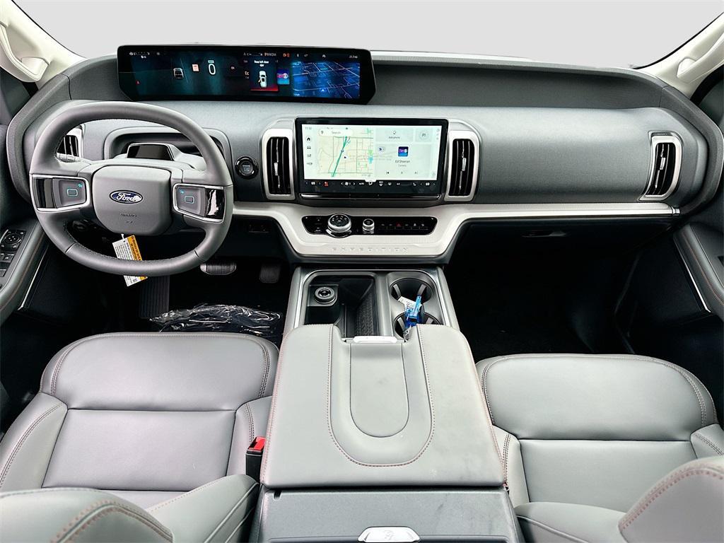 new 2025 Ford Expedition car, priced at $70,655
