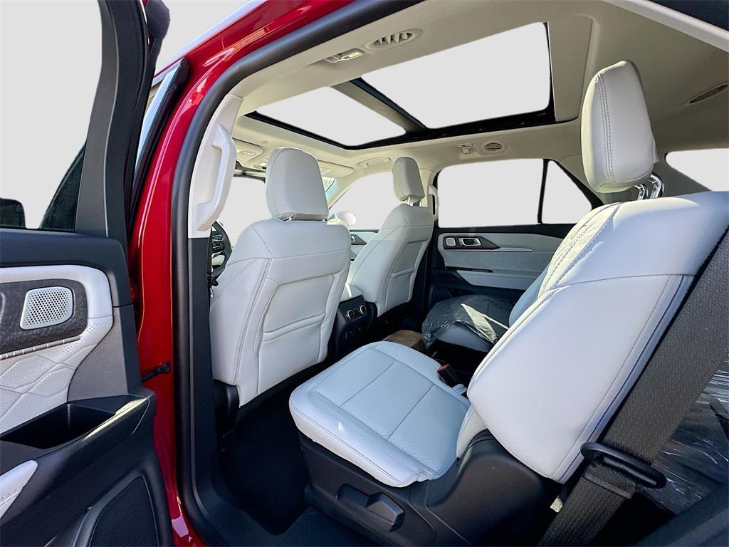 new 2025 Ford Explorer car, priced at $58,156