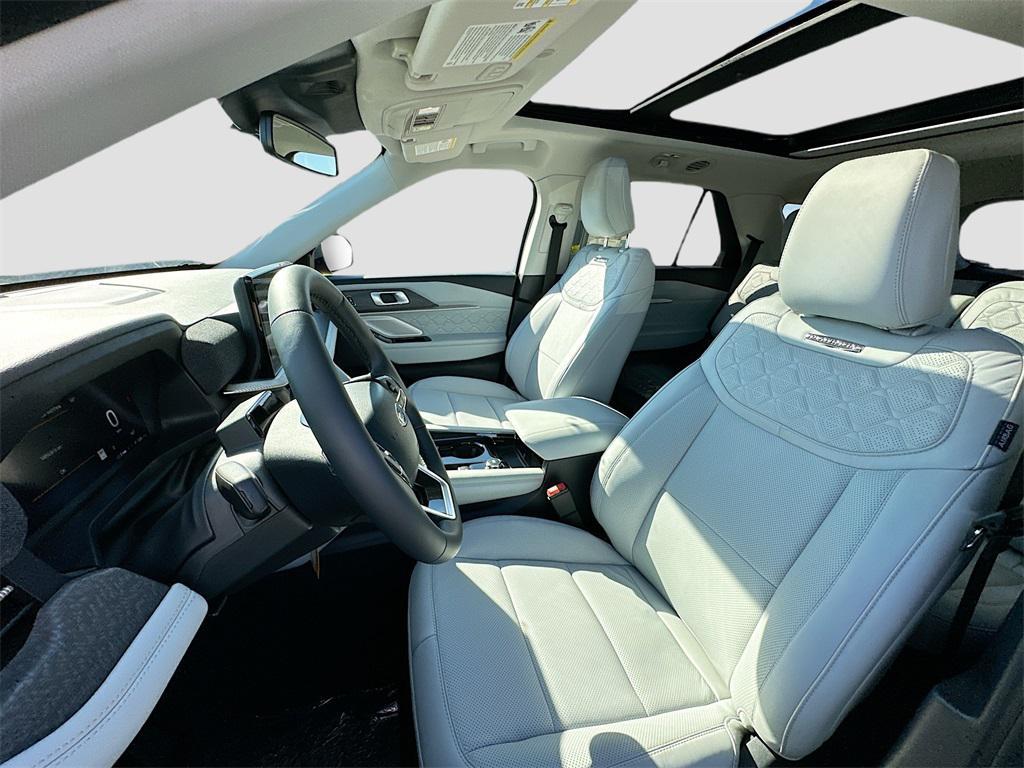 new 2025 Ford Explorer car, priced at $58,156