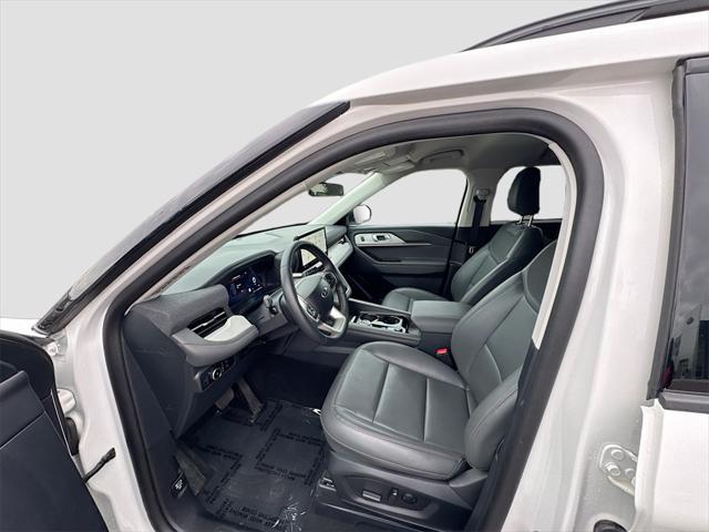 used 2025 Ford Explorer car, priced at $43,548