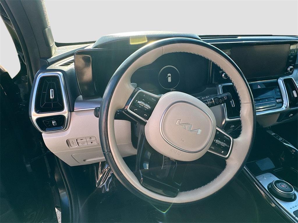 used 2022 Kia Sorento Plug-In Hybrid car, priced at $32,994