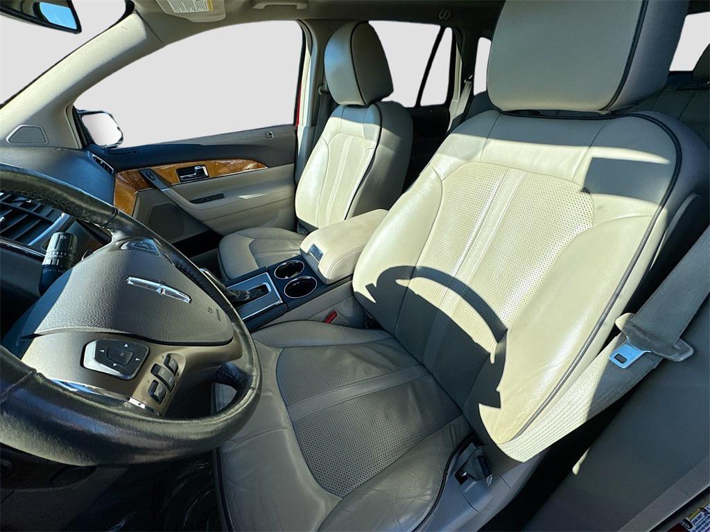used 2013 Lincoln MKX car, priced at $8,999