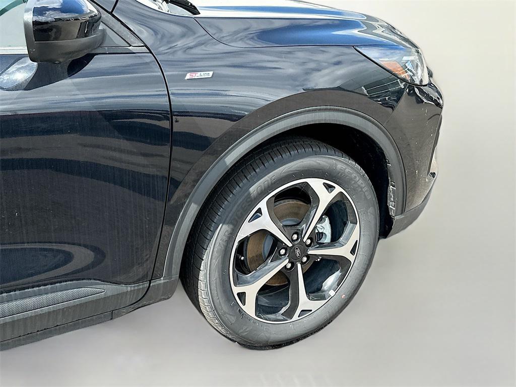 new 2025 Ford Escape car, priced at $35,644